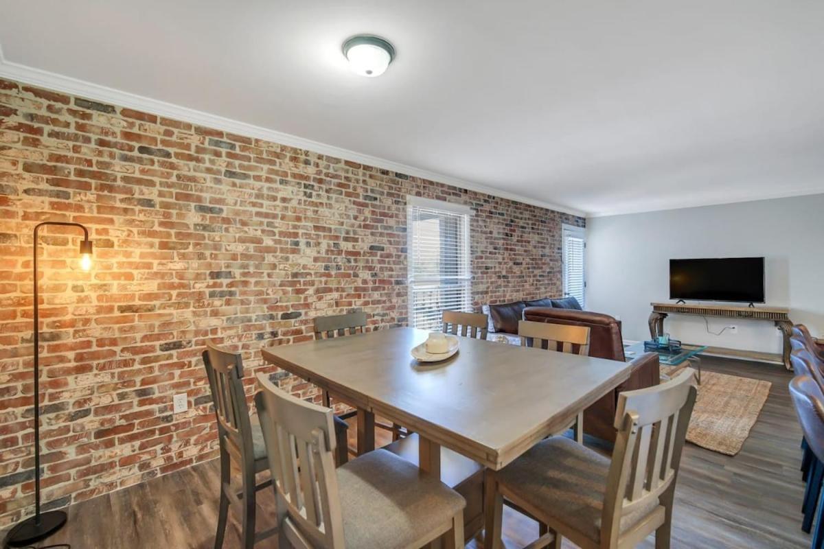 Eagle'S Nest - Spacious Loft Downtown - Near Gsu ستاتسبورو المظهر الخارجي الصورة