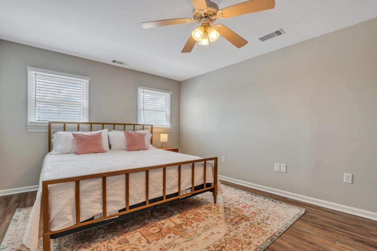 Eagle'S Nest - Spacious Loft Downtown - Near Gsu ستاتسبورو المظهر الخارجي الصورة